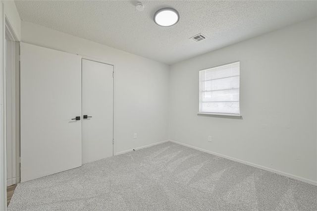 4005 N Oak Grove Drive, Midwest City, OK 73110