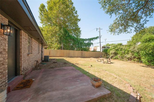 4005 N Oak Grove Drive, Midwest City, OK 73110