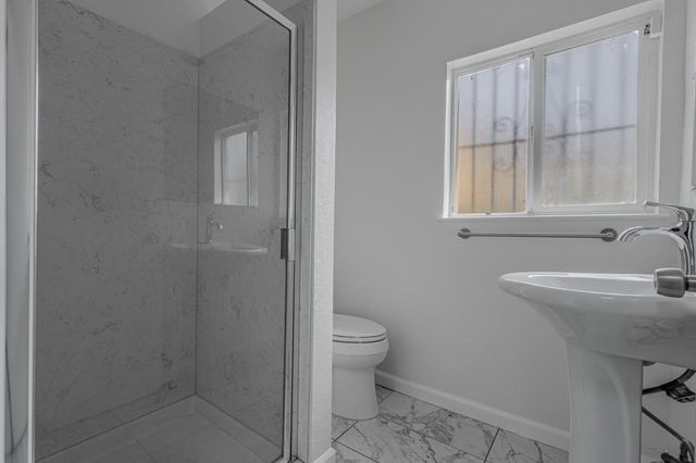 2301 87th Avenue, Oakland, CA 94605