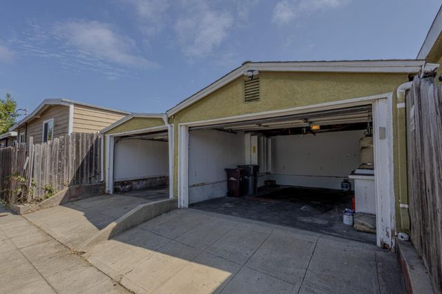 2301 87th Avenue, Oakland, CA 94605