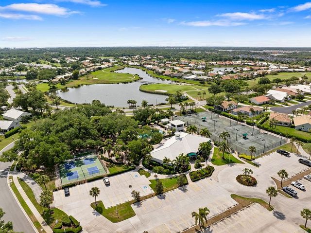 1543 WATERFORD DRIVE, Venice, FL 34292