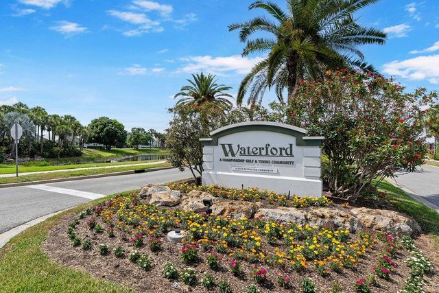 1543 WATERFORD DRIVE, Venice, FL 34292