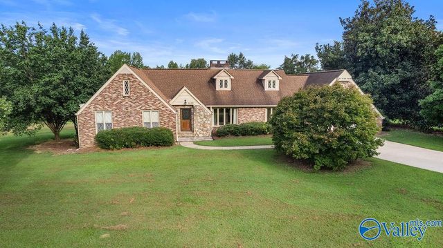 3539 Brock Hill Drive, Gadsden, AL 35903