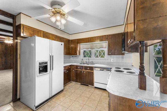 3539 Brock Hill Drive, Gadsden, AL 35903