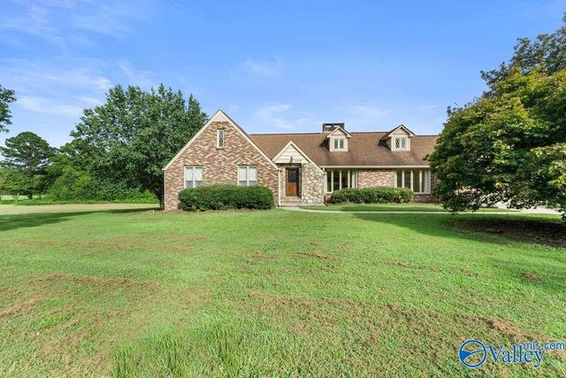 3539 Brock Hill Drive, Gadsden, AL 35903