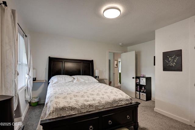 2422 E Manitou Street, Joplin, MO 64801