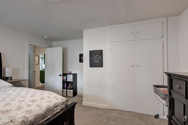 2422 E Manitou Street, Joplin, MO 64801