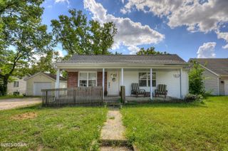 2422 E Manitou Street, Joplin, MO 64801