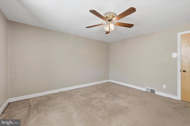 336 WESTPARK LN, Clifton Heights, PA 19018