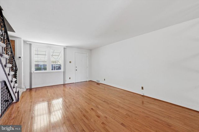 336 WESTPARK LN, Clifton Heights, PA 19018
