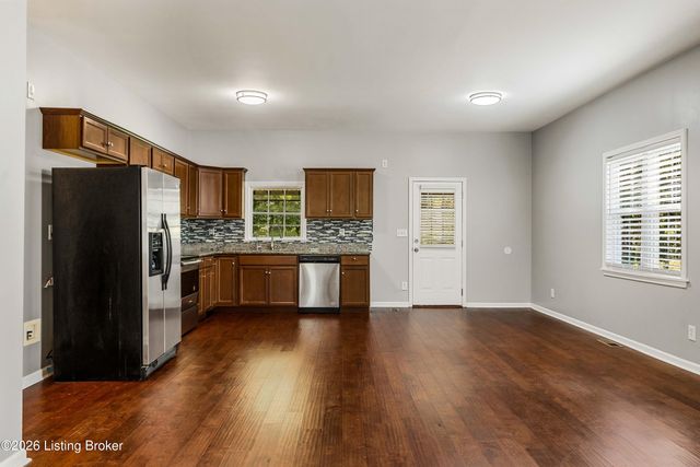 1820 Huckleberry Ln, Prospect, KY 40059