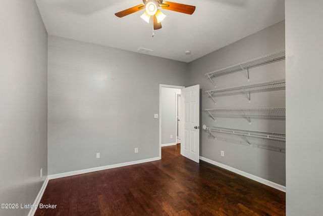 1820 Huckleberry Ln, Prospect, KY 40059