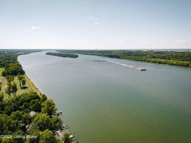 1820 Huckleberry Ln, Prospect, KY 40059