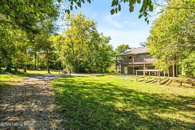 1820 Huckleberry Ln, Prospect, KY 40059