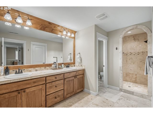 2714 Ne 70TH Cir, Vancouver, WA 98665