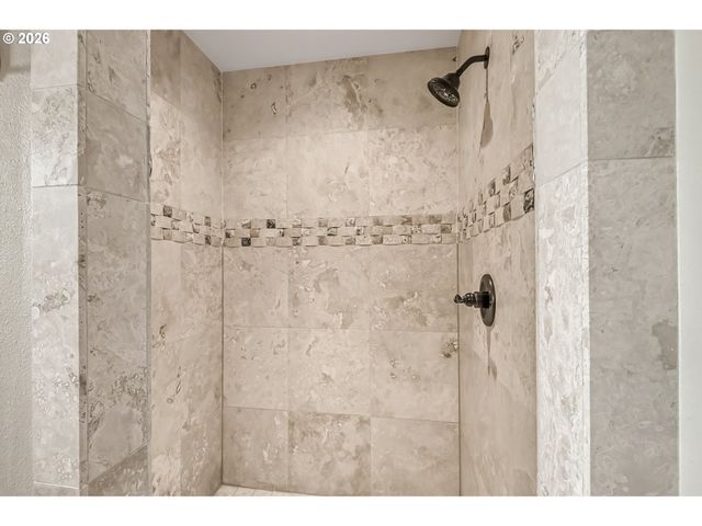 2714 Ne 70TH Cir, Vancouver, WA 98665