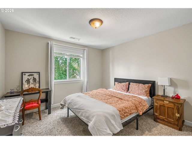 2714 Ne 70TH Cir, Vancouver, WA 98665