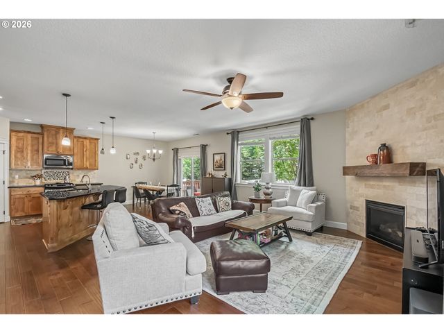 2714 Ne 70TH Cir, Vancouver, WA 98665
