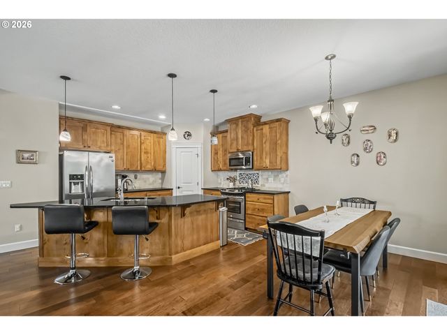 2714 Ne 70TH Cir, Vancouver, WA 98665