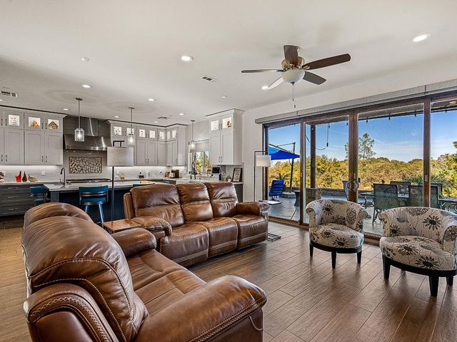 3102 Squirrel Hollow Rd, Somerset, CA 95684