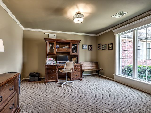 3704 W 107th Street S, Jenks, OK 74037