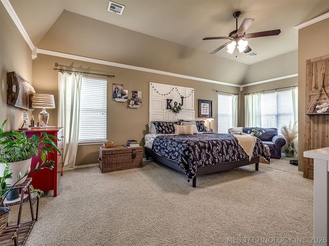 3704 W 107th Street S, Jenks, OK 74037