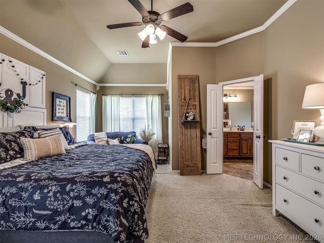 3704 W 107th Street S, Jenks, OK 74037
