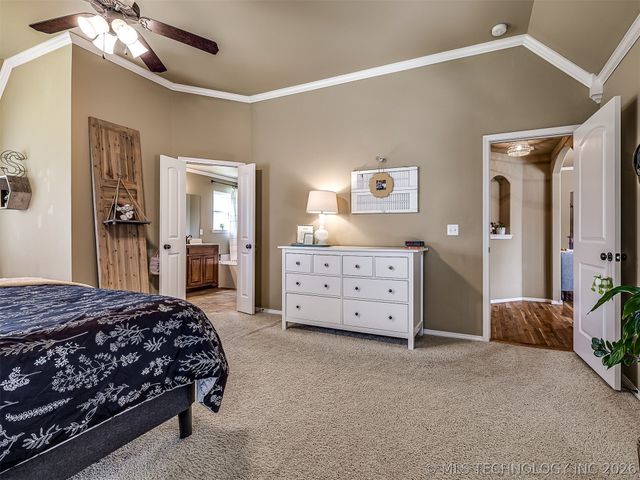 3704 W 107th Street S, Jenks, OK 74037