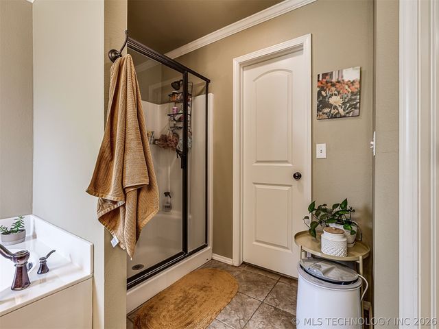 3704 W 107th Street S, Jenks, OK 74037