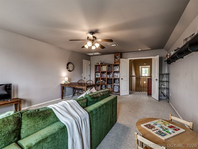 3704 W 107th Street S, Jenks, OK 74037