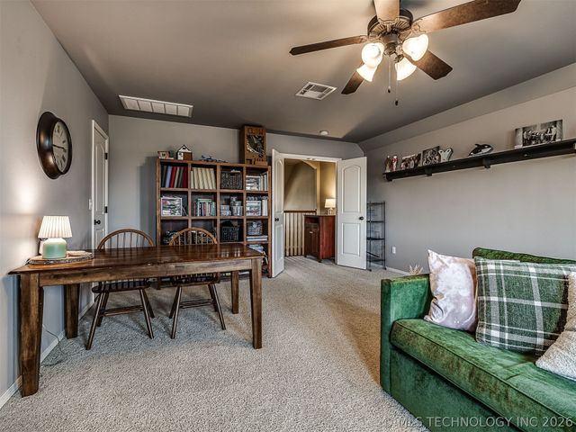 3704 W 107th Street S, Jenks, OK 74037