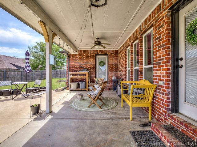 3704 W 107th Street S, Jenks, OK 74037