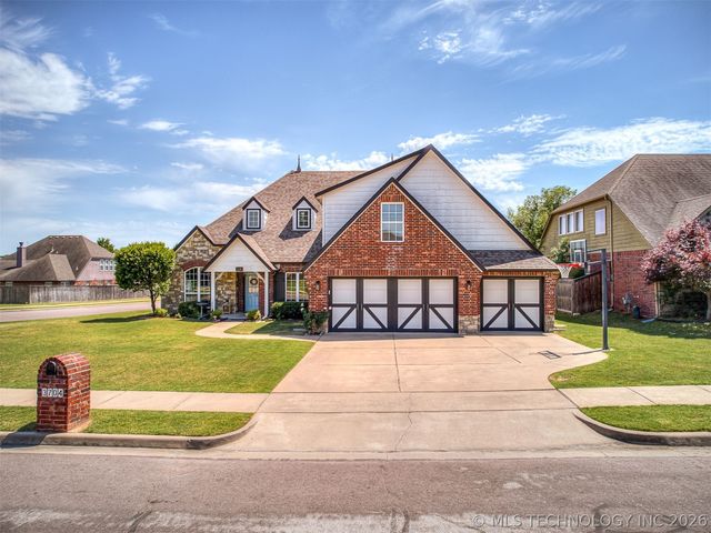 3704 W 107th Street S, Jenks, OK 74037
