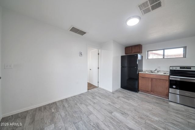 1108 S 33RD Avenue Apt 3, Phoenix, AZ 85009