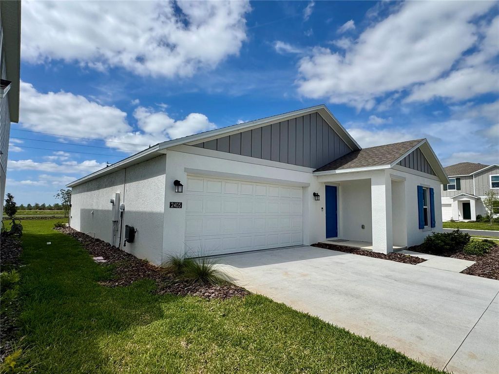 Image 2 of property listing at 2405 BLUESTONE ROAD, Haines City, FL 33844