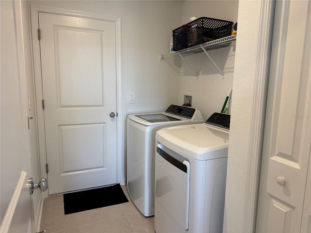 Image 16 of property listing at 2405 BLUESTONE ROAD, Haines City, FL 33844