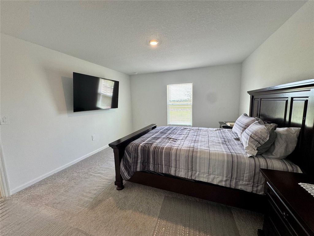 Image 10 of property listing at 2405 BLUESTONE ROAD, Haines City, FL 33844