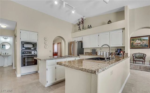 8437 Sheltered Valley Drive, Las Vegas, NV 89128