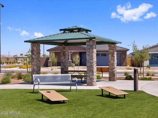 17734 W ILLINI Street, Goodyear, AZ 85338