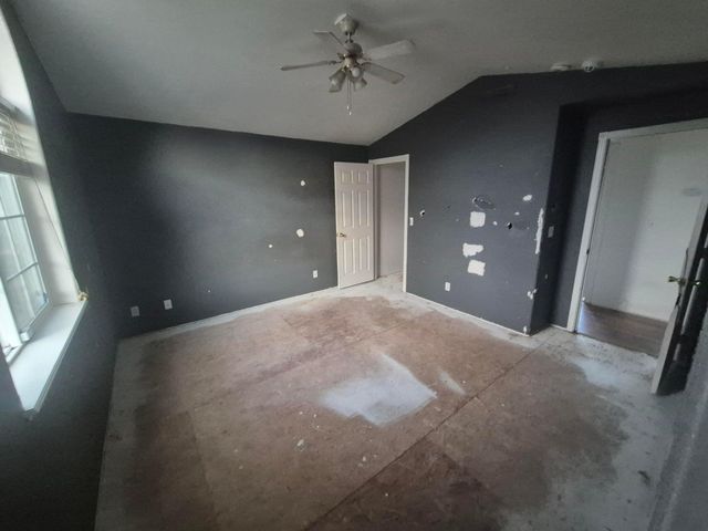 8028 Thunderhead Avenue, White City, OR 97503