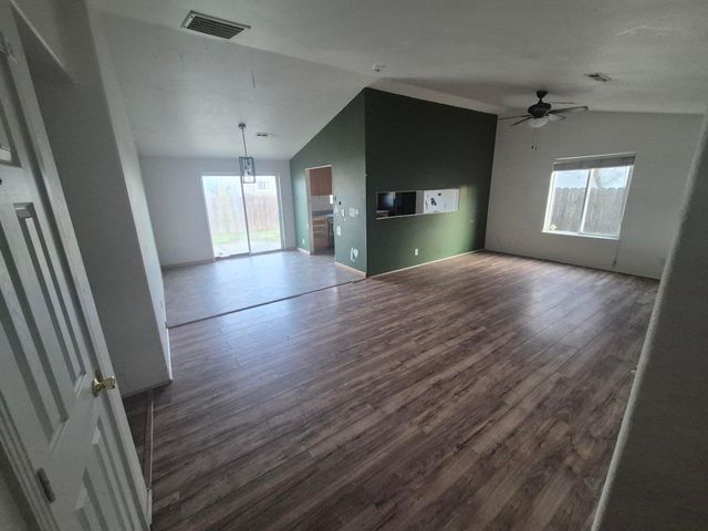 8028 Thunderhead Avenue, White City, OR 97503