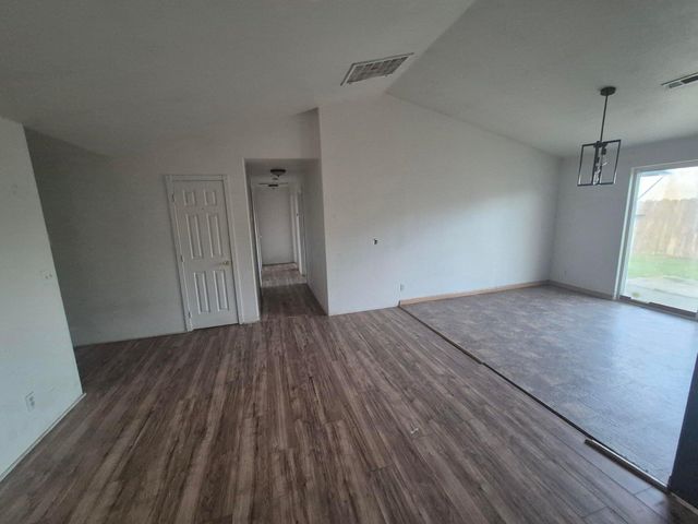 8028 Thunderhead Avenue, White City, OR 97503