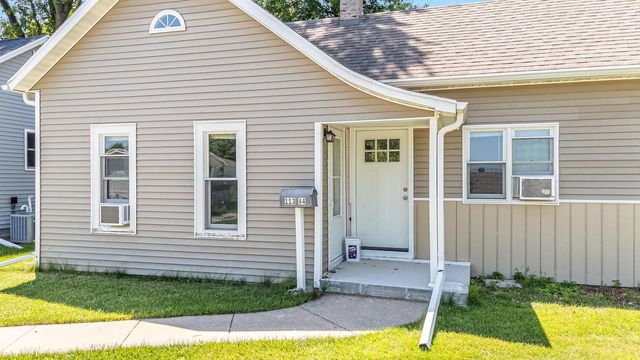 113 W 4TH STREET, Kaukauna, WI 54130
