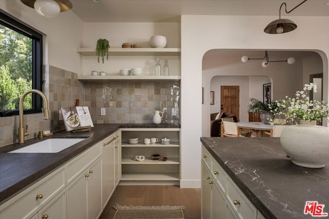 3169 Garden Avenue, Los Angeles, CA 90039