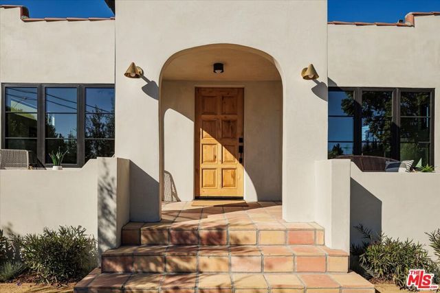 3169 Garden Avenue, Los Angeles, CA 90039