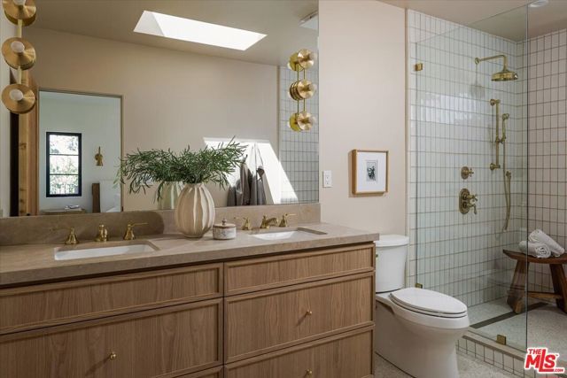 3169 Garden Avenue, Los Angeles, CA 90039