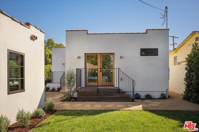 3169 Garden Avenue, Los Angeles, CA 90039