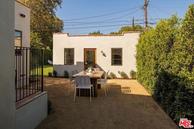 3169 Garden Avenue, Los Angeles, CA 90039