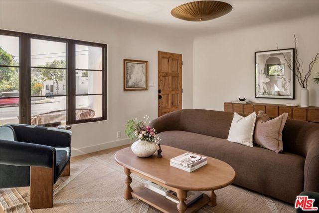 3169 Garden Avenue, Los Angeles, CA 90039