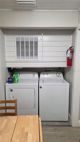 1524 6TH ST NW B, Largo, FL 33770